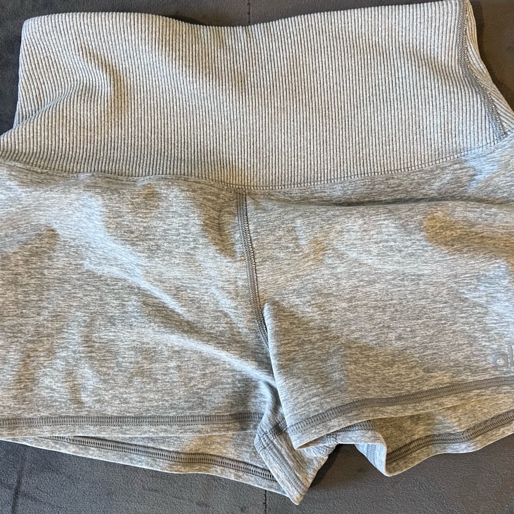 Alo Yoga biker shorts